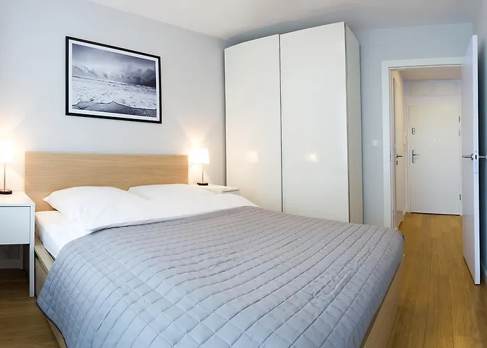 公寓 Faro Blizej Morza 科沃布热格